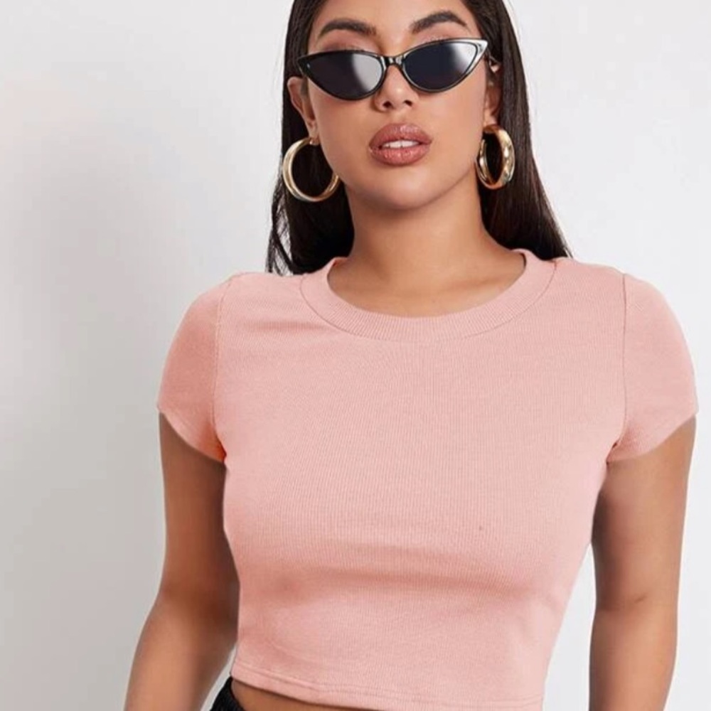 Cute pink little top